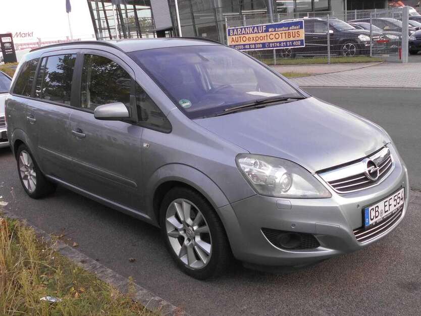 Opel Zafira 200.000 km 2.300 € Cottbus 03051