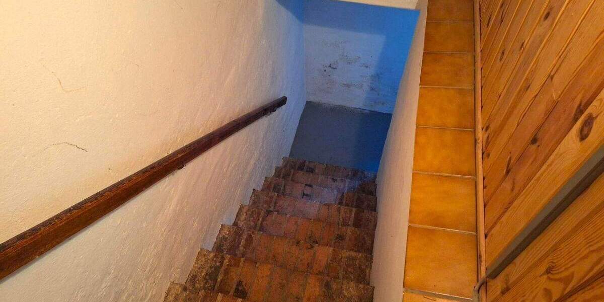 Reihenmittelhaus Forst (Lausitz) Forst-Stadt - 4 Zimmer, 110 m&sup2;, 125.000&euro; | Angebot:25986326