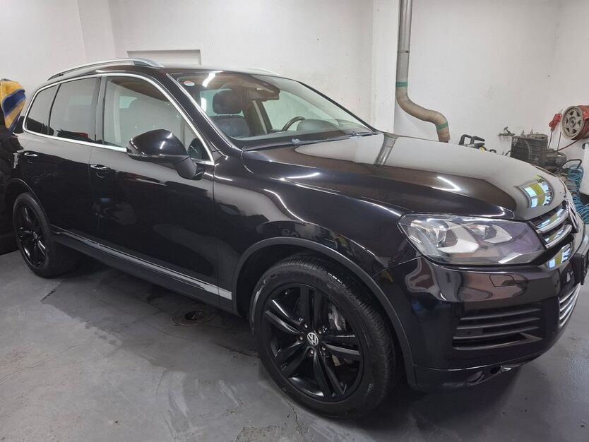 VW Touareg 124.345 km 22.990 € Cottbus 03042