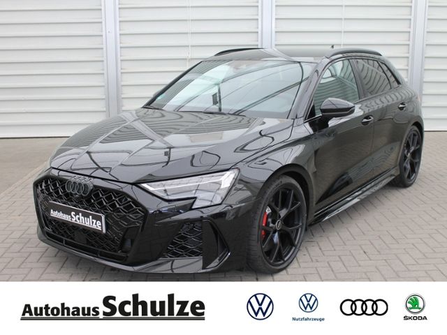 Audi RS3 3.500 km 68.500 &euro; Cottbus / Groß Gaglow 03051