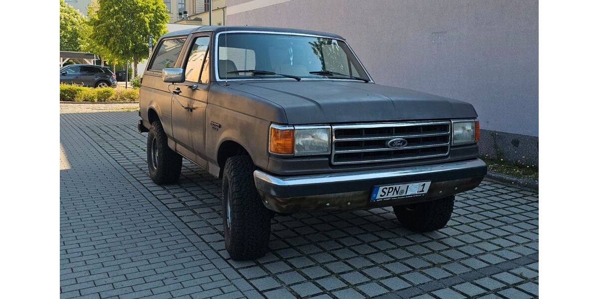 Ford Bronco 155.600 km 11.500 &euro; Forst 03149