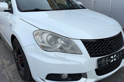Suzuki Kizashi 149.000 km 6.900 &euro; Cottbus 03042