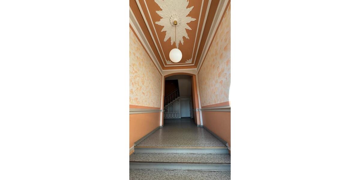 Dachgeschoßwohnung Forst (Lausitz) - 1 Zimmer, 33 m&sup2;, 215&euro; | Angebot:25162974