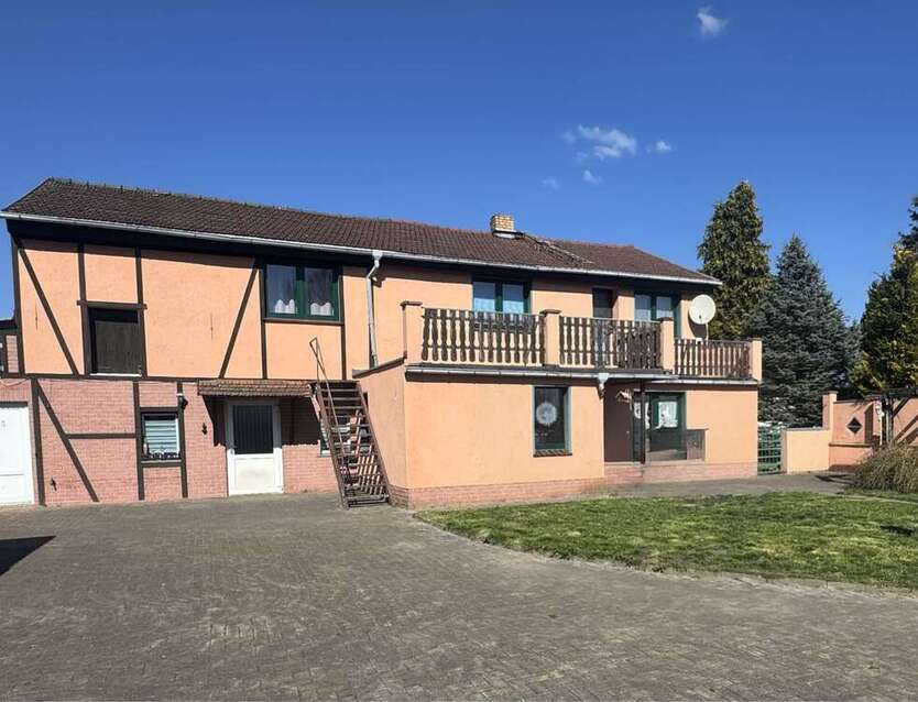 Haus zum Kaufen in Groß Düben 148.000 € 155 m²