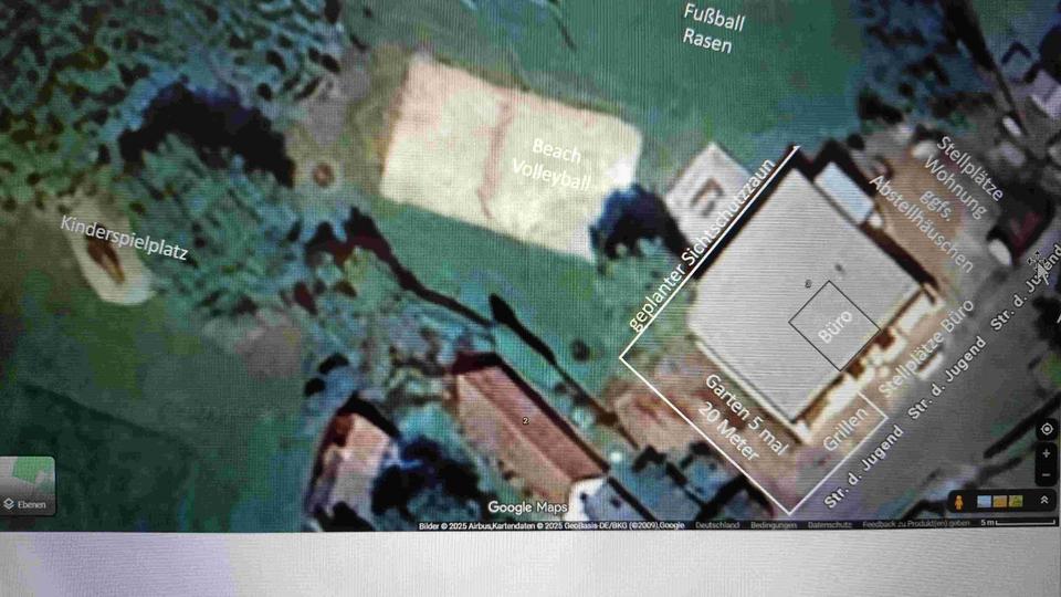 Familienfreundliches Einfamilienhaus mit Garten und Stellplätzen 4 zimmer