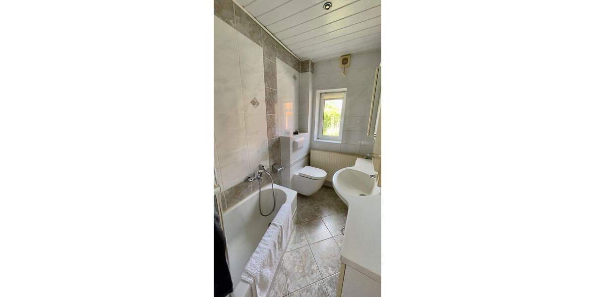 gemütliches Haus mit Nebengebäude und großem Grundstück 6 zimmer