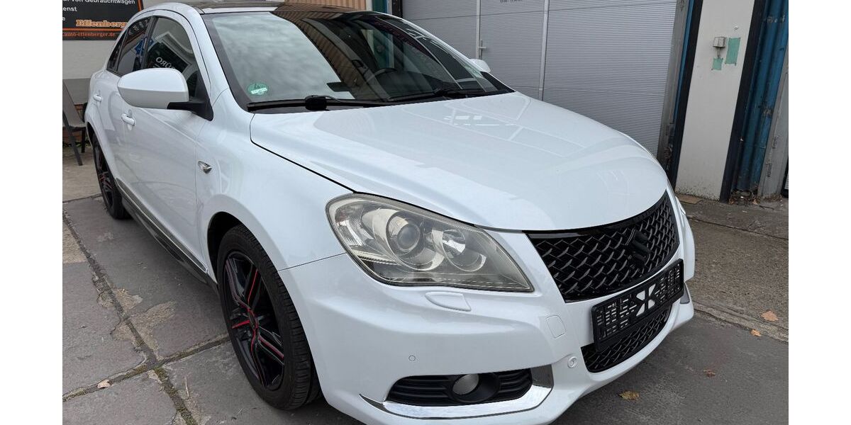 Suzuki Kizashi 149.000 km 6.900 &euro; Cottbus 03042