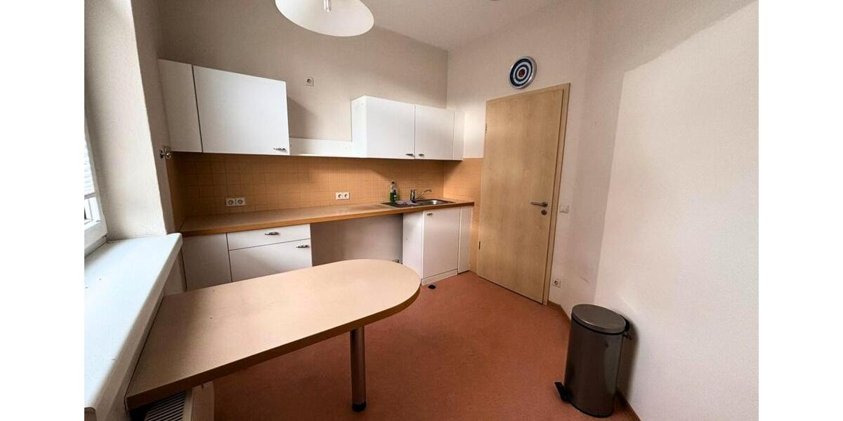 Große Praxis-Einheit direkt am MUL-CT zu vermieten! zimmer