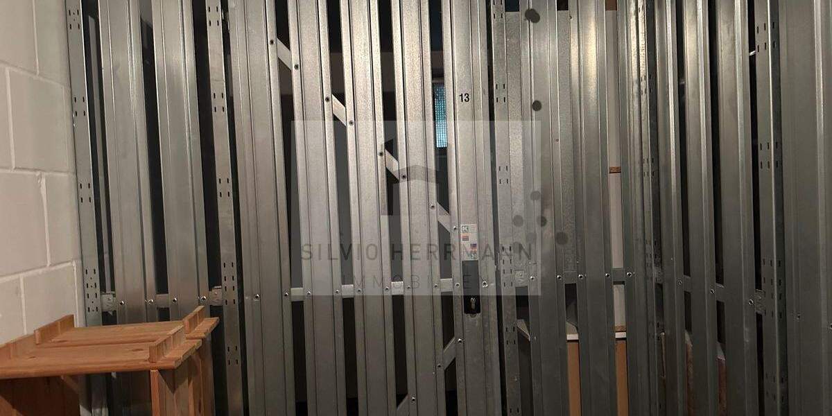 Bezugsfrei - 4 Zimmer mit Balkon 4 zimmer