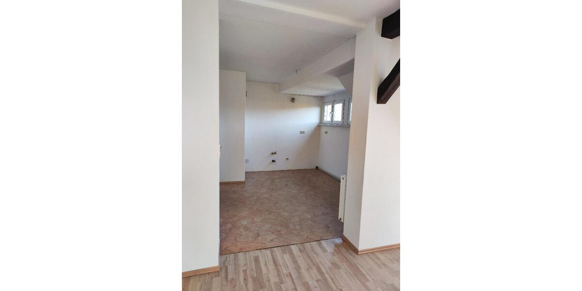 Dachgeschoßwohnung Welzow - 3 Zimmer, 125 m&sup2;, 450&euro; | Angebot:24430370