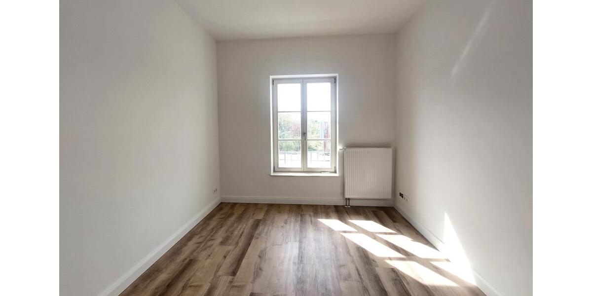Etagenwohnung Cottbus Brunschwig - 3 Zimmer, 73 m&sup2;, 767&euro; | Angebot:26348797