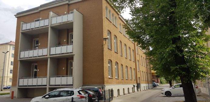 Etagenwohnung Cottbus Mitte - 2 Zimmer, 55 m&sup2;, 460&euro; | Angebot:26015813