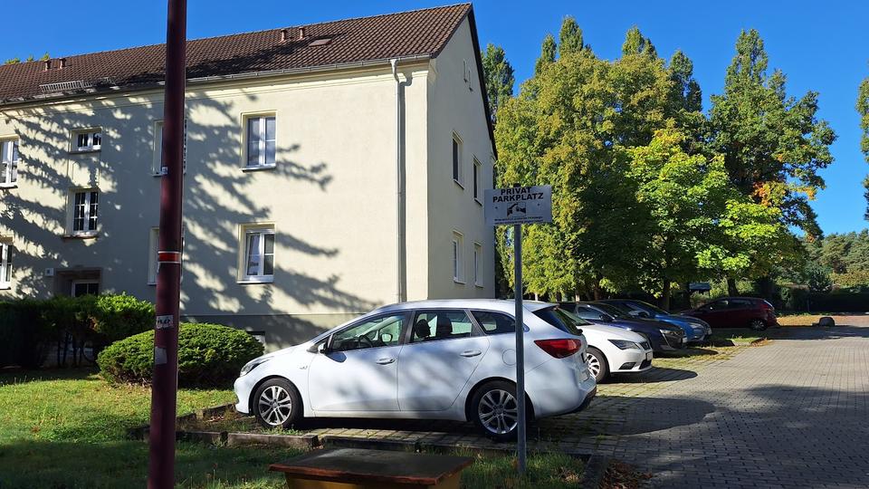 Garagen / Stellplätze Großräschen - 15&euro; | Angebot:22092059