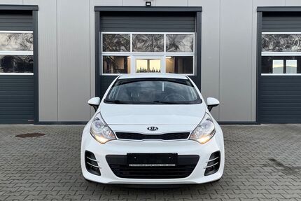 Kia Rio 99.999 km 10.999 &euro; Cottbus 03044