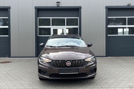 Fiat Tipo 47.611 km 8.999 &euro; Cottbus 03044