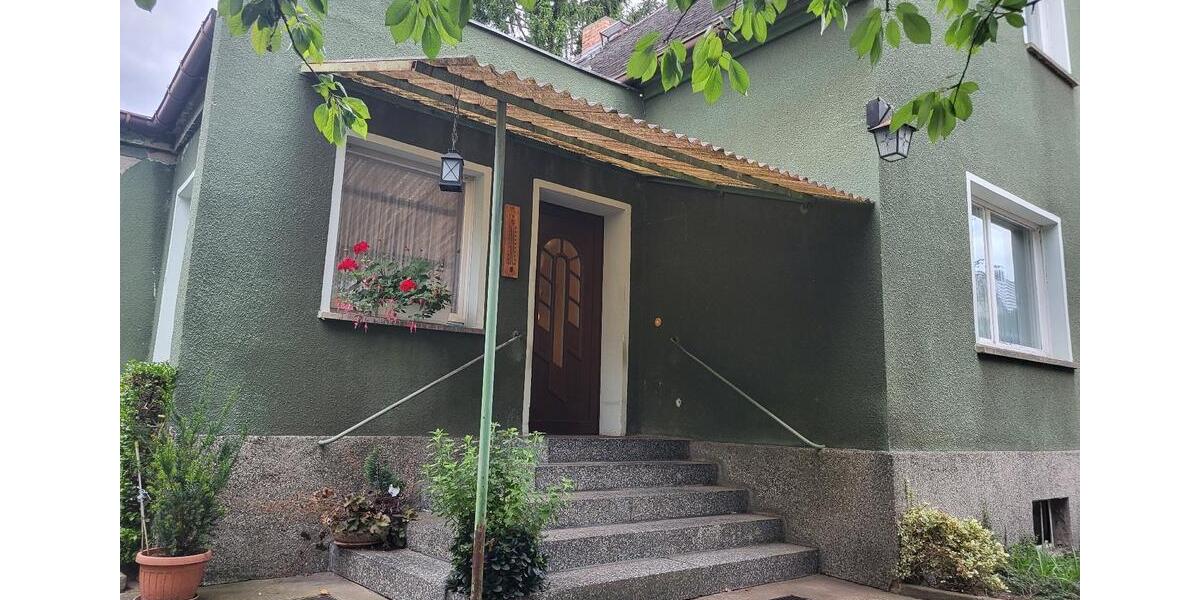 Einfamilienhaus Calau - 7.5 Zimmer, 165 m&sup2;, 210.000&euro; | Angebot:25824262