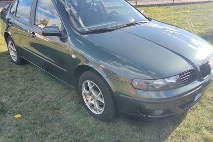 Seat Toledo 185.000 km 2.099 &euro; Drebkau 03116