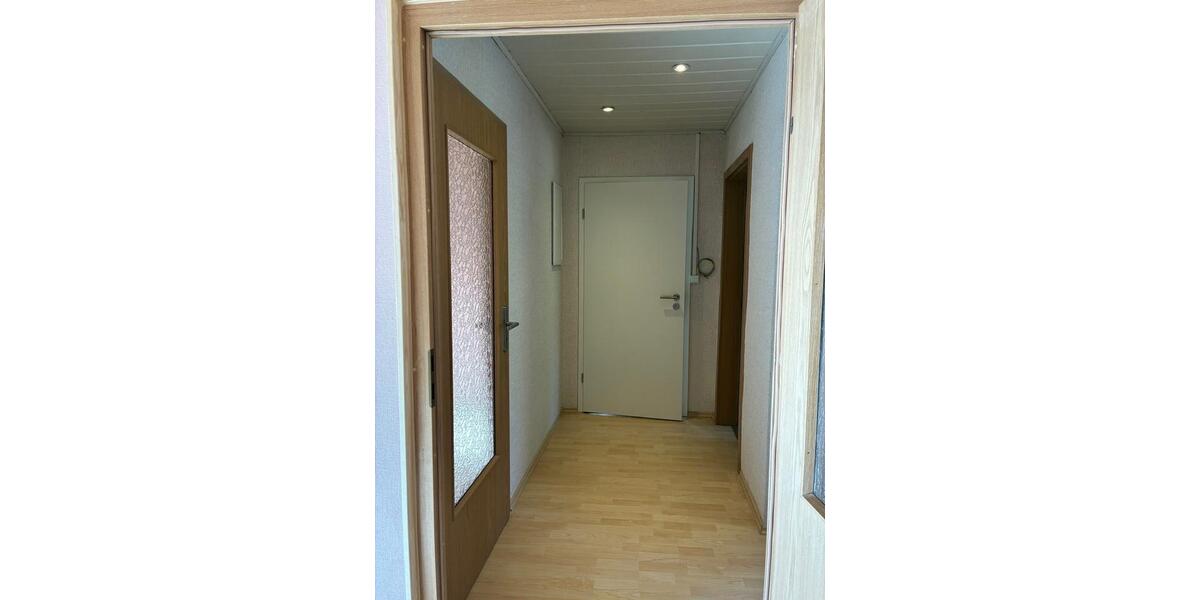 Etagenwohnung Cottbus Brunschwig - 3 Zimmer, 50 m&sup2;, 555&euro; | Angebot:26329420
