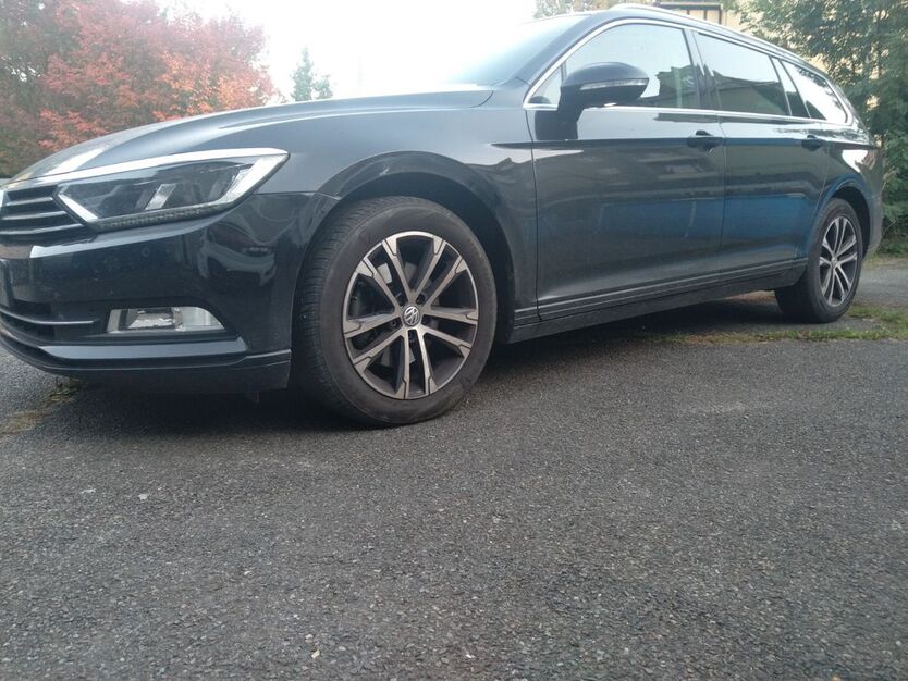 VW Passat Variant 132.900 km 14.950 € Guben 03172