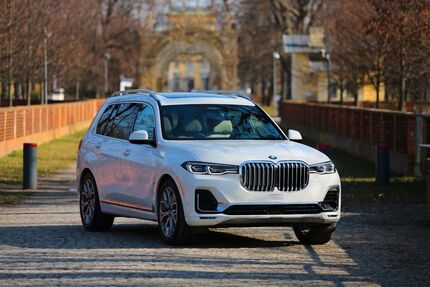 BMW X7 88.000 km 59.700 € Neuhausen 03058