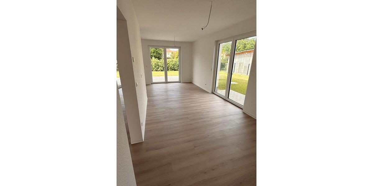 Doppelhaushälfte Kolkwitz - 5 Zimmer, 146 m&sup2;, 399.000&euro; | Angebot:27264908