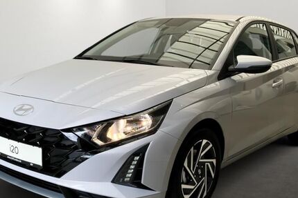 Hyundai i20 5.000 km 21.390 &euro; Cottbus 03042