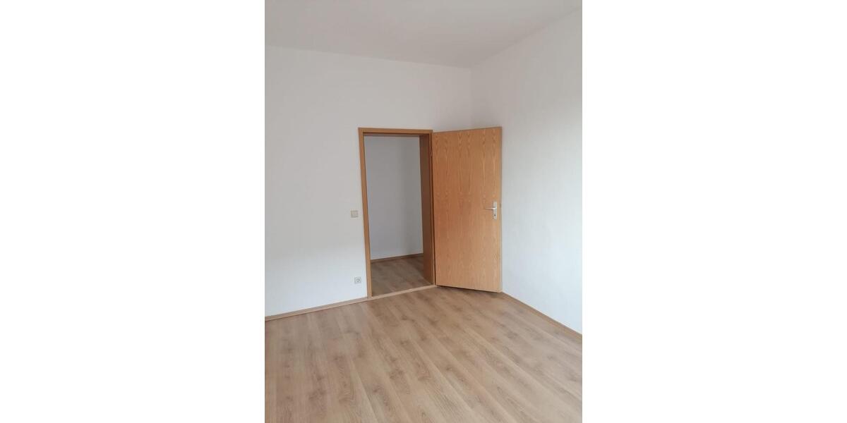 Etagenwohnung Neupetershain - 3 Zimmer, 68 m&sup2;, 408&euro; | Angebot:26381499