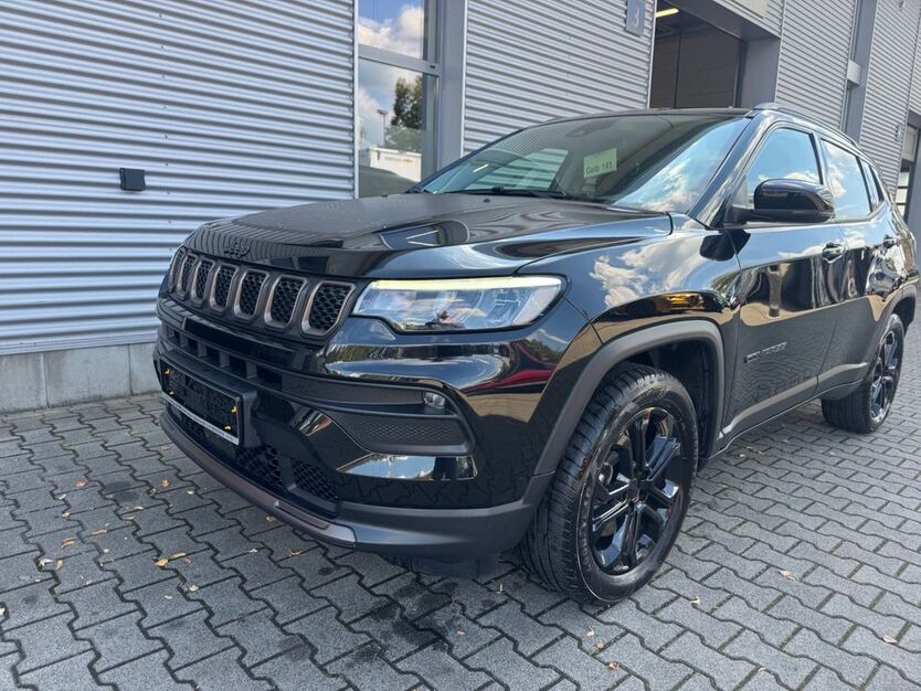 Jeep Compass 45.000 km 24.900 € Cottbus 03050