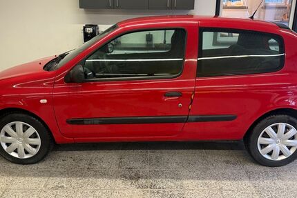 Renault Clio 175.000 km 1.490 &euro; Spremberg 03130