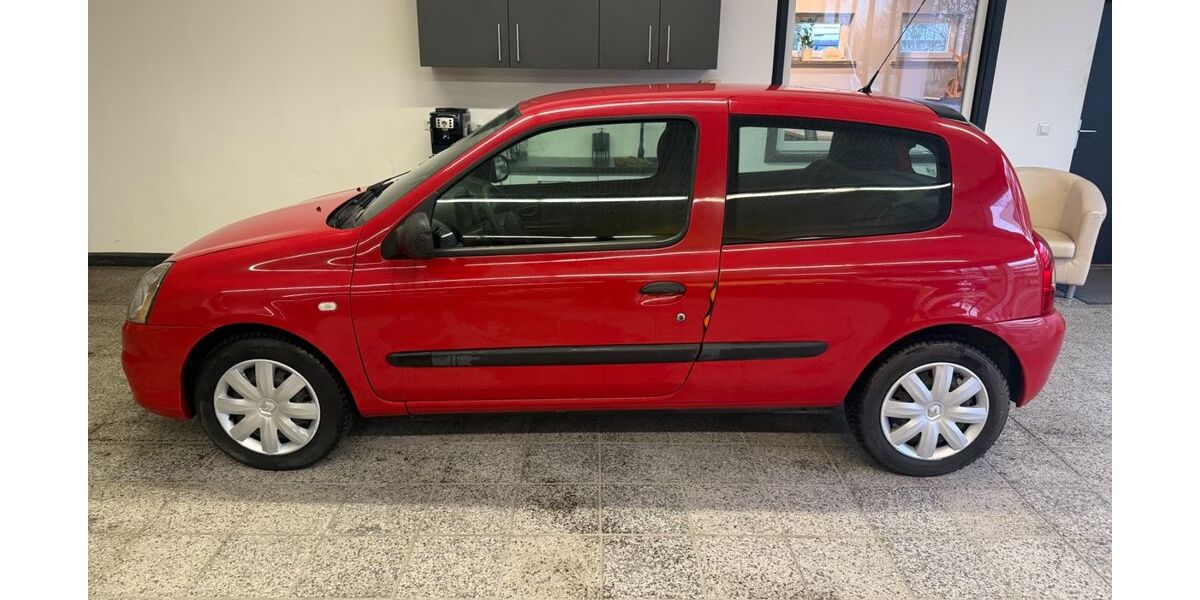 Renault Clio 175.000 km 1.490 &euro; Spremberg 03130