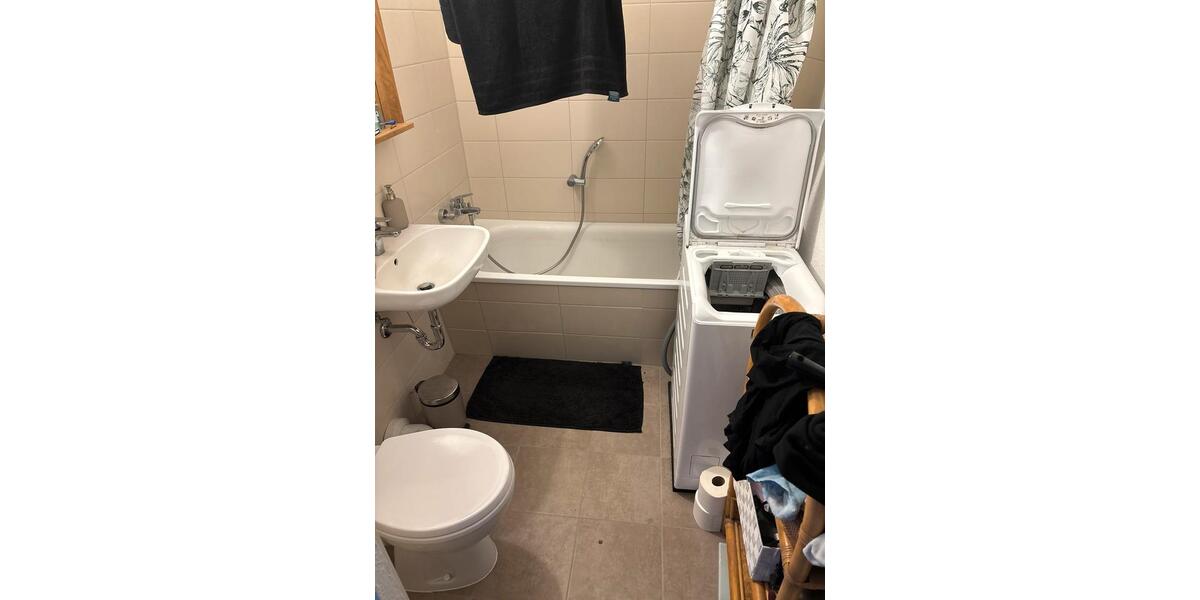 Etagenwohnung Cottbus - 1 Zimmer, 31 m&sup2;, 900&euro; | Angebot:26675856
