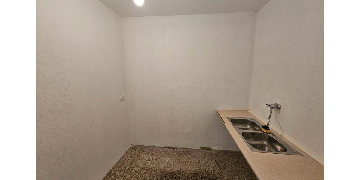 Etagenwohnung Cottbus - 4 Zimmer, 68 m&sup2;, 130.000&euro; | Angebot:27008606