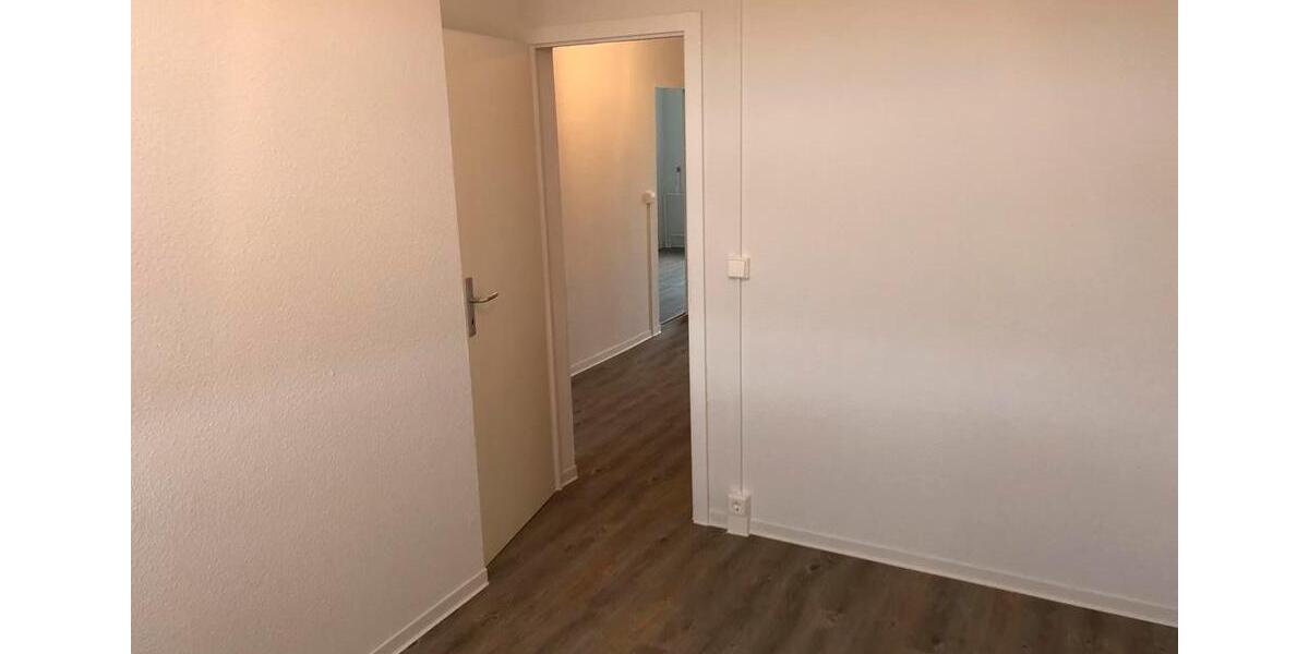 Etagenwohnung Cottbus - 3 Zimmer, 57 m&sup2;, 405&euro; | Angebot:26645553