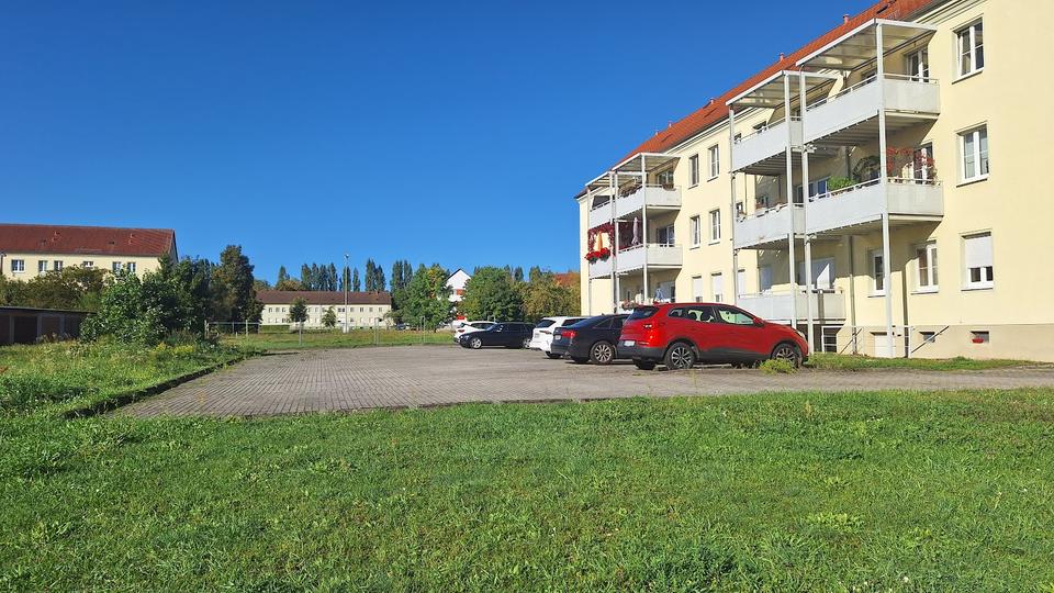 Garagen / Stellplätze Großräschen - 15&euro; | Angebot:22092059