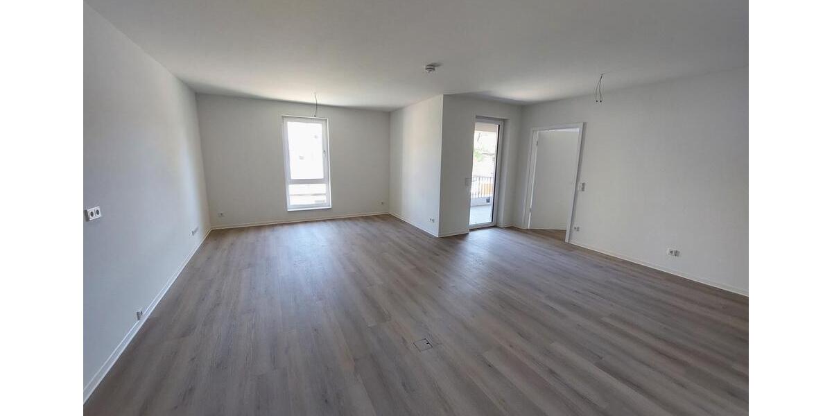 Etagenwohnung Cottbus - 4 Zimmer, 106 m&sup2;, 1.325&euro; | Angebot:25499140