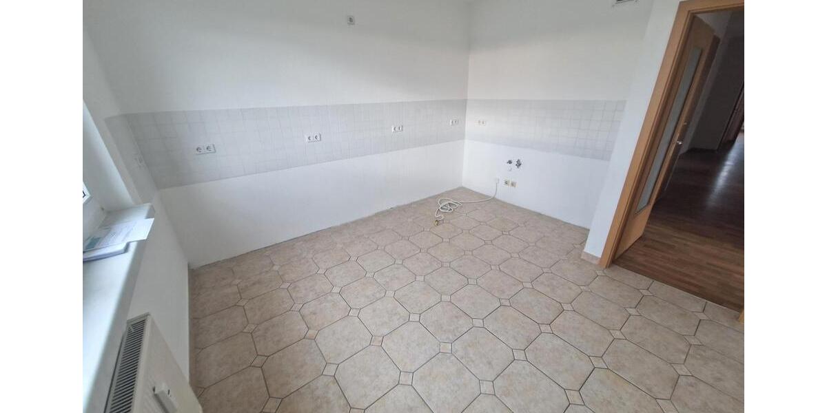 Etagenwohnung Cottbus Sachsendorf - 5 Zimmer, 120 m&sup2;, 903&euro; | Angebot:25304614