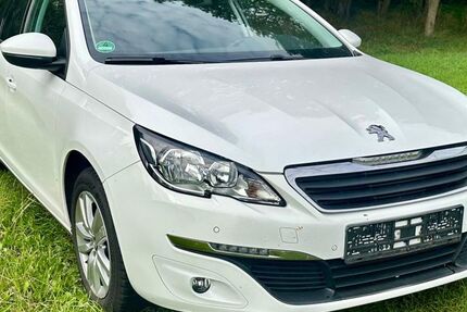 Peugeot 308 119.123 km 5.999 € Guben 03172
