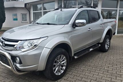 Mitsubishi L200 195.000 km 13.999 &euro; Calau 03205