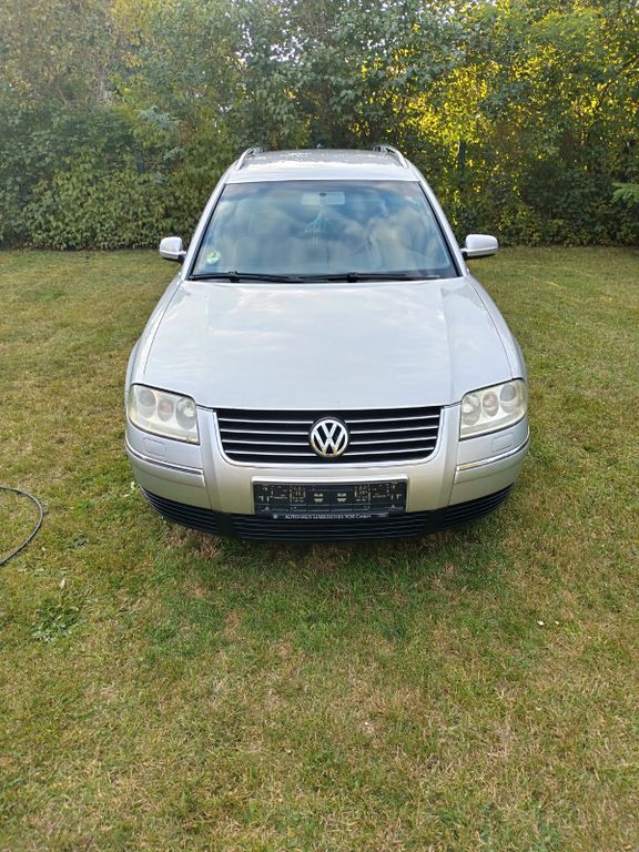 VW Passat Variant 314.000 km 2.499 € Lieberose 15868