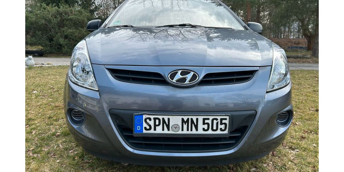 Hyundai i20 125.000 km 3.490 &euro; Cottbus 03051