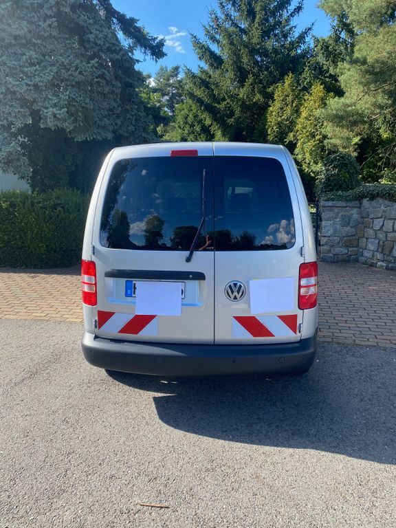 VW Caddy 144.000 km 9.900 € Spreetal 02979