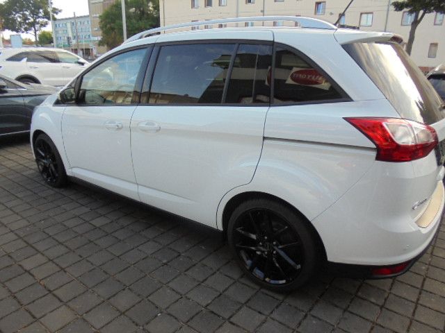 Ford Grand C-Max 133.024 km 12.490 &euro; Cottbus 03050