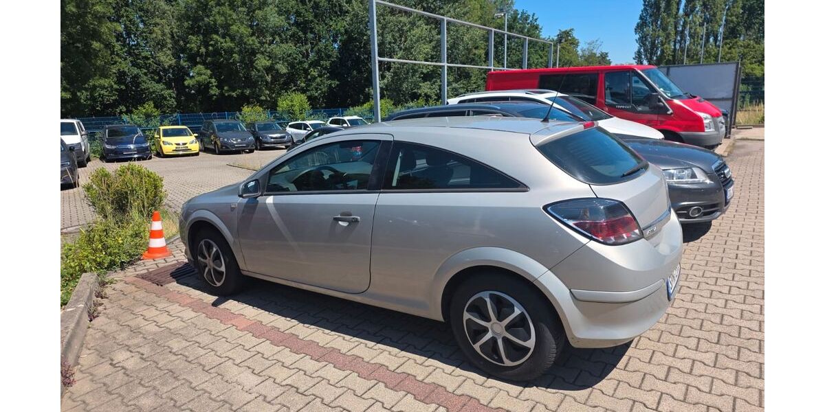 Opel Astra 142.000 km 1.850 &euro; Dõbern 03159