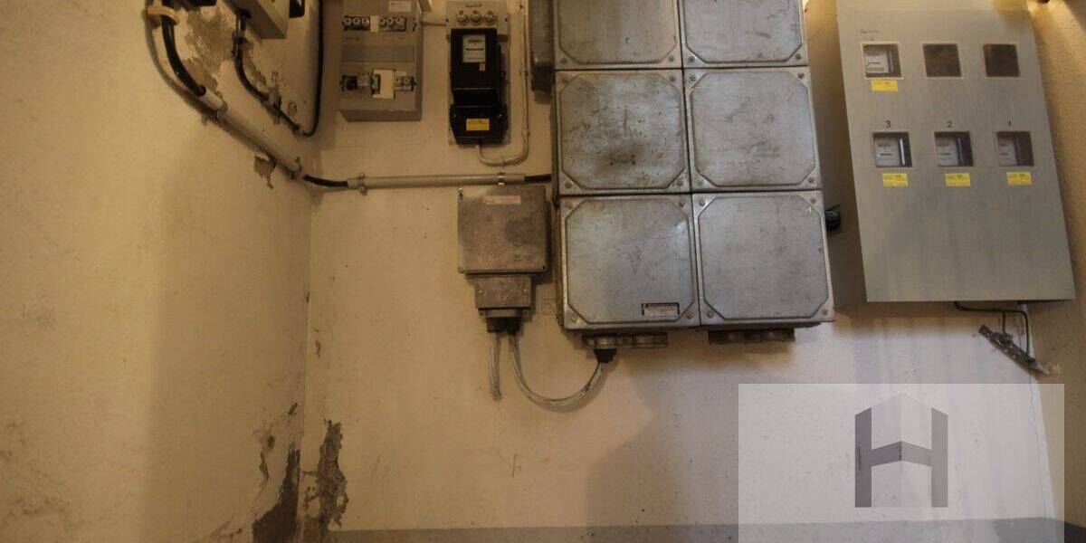 Wohn- und Geschäftshaus am Altmarkt 1 zimmer