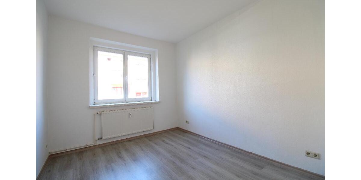 Etagenwohnung Cottbus Merzdorf - 2 Zimmer, 43 m&sup2;, 350&euro; | Angebot:24846961