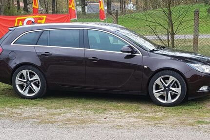 Opel Insignia 115.123 km 8.900 € Calau 03205