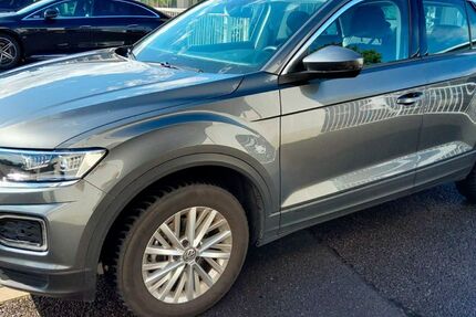 VW T-Roc 89.972 km 19.900 € Cottbus 03050