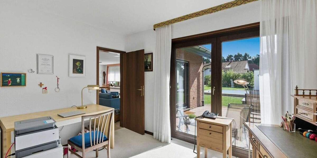 Einfamilienhaus Cottbus Sielow - 7 Zimmer, 200 m&sup2;, 490.000&euro; | Angebot:25686575