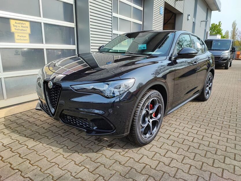 Alfa Romeo Stelvio 34.110 km 54.590 € Cottbus 03050