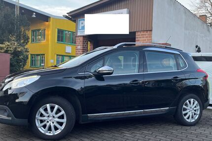 Peugeot 2008 114.302 km 9.694 &euro; Cottbus 03050
